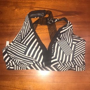 Victoria’s Secret size L sports bra